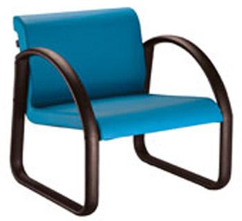 SOFá Pé BRAçO PRETO INJETADO 1-LUGAR